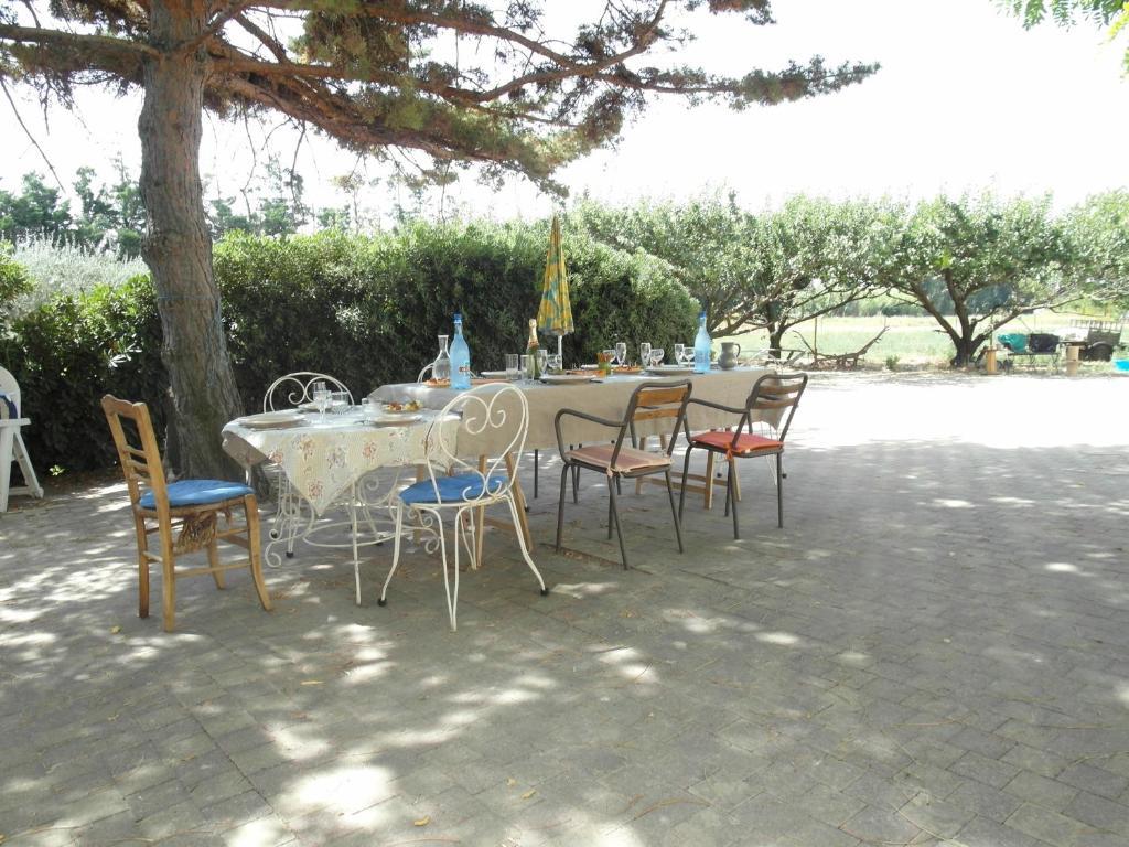 Mas Moineau Bed & Breakfast Mezoargues Exterior photo